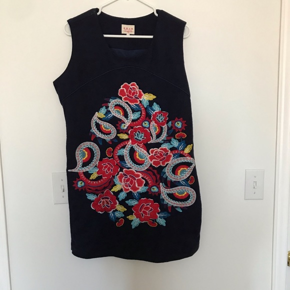 Embroidered navy winter dress - Picture 1 of 3
